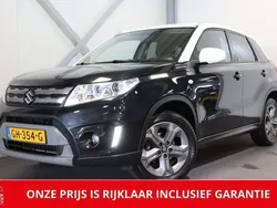 Zwart, metallic lak Gebruikt 2015 Suzuki Vitara Exclusive SUV | € 14.895 (Eerlijke prijs)
