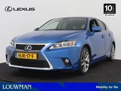 Blauw Gebruikt 2017 Lexus CT200h Executive Line Hatchback | € 19.445 (Eerlijke prijs)