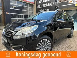 Zwart Gebruikt 2013 Peugeot 2008 Allure SUV | € 8.499 (Eerlijke prijs)