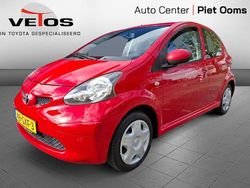 Rood Gebruikt 2008 Toyota Aygo Hatchback | € 3.450 (Iets duurder)