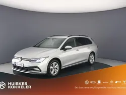 Grijs Gebruikt 2021 VW Golf VIII Life Stationwagen | € 23.900 (Eerlijke prijs)