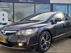 Zwart Gebruikt 2011 Honda Civic Elegance Sedan | € 6.250 (Eerlijke prijs)