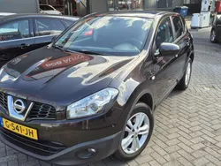 Zwart Gebruikt 2012 Nissan Qashqai Acenta SUV | € 6.750