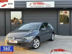 Grijs Gebruikt 2020 VW Golf VIII Style Hatchback | € 23.450 (Eerlijke prijs)