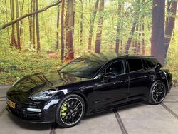 Zwart Gebruikt 2022 Porsche Panamera Sport Turismo Sedan | € 99.500 (Duur)