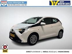 Wit Gebruikt 2020 Toyota Aygo X-play Hatchback | € 8.750 (Goede deal)