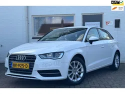 Wit Gebruikt 2016 Audi A3 Attraction Hatchback | € 11.947 (Eerlijke prijs)