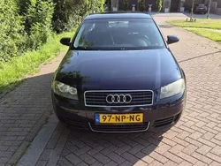 Blauw Gebruikt 2004 Audi A3 Attraction Hatchback | € 1.850 (Eerlijke prijs)