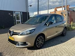 Bruin (metallic) Gebruikt 2014 Renault Scénic III Bose Edition MPV | € 3.999 (Eerlijke prijs)