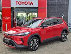 Rood Nieuw 2025 Toyota Corolla Cross SUV | € 43.385 (Iets duurder)