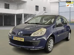 Blauw Gebruikt 2006 Renault Clio II Authentique Hatchback | € 1.795 (Eerlijke prijs)