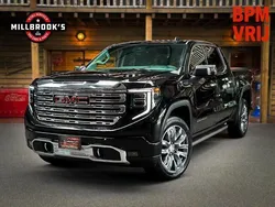 Zwart Nieuw 2024 GMC Sierra Van | € 84.950