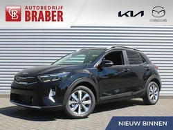 Zwart, metallic lak Nieuw 2025 Kia Stonic SUV | € 30.090 (Iets duurder)