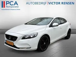 Wit Gebruikt 2013 Volvo V40 Kinetic Stationwagen | € 6.950 (Iets duurder)