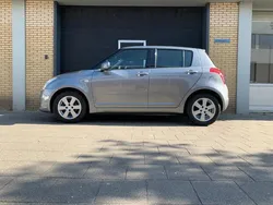Grijs Gebruikt 2010 Suzuki Swift Hatchback | € 4.250 (Eerlijke prijs)
