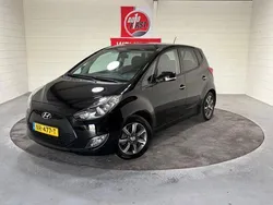 Zwart, metallic lak Gebruikt 2018 Hyundai ix20 GO! MPV | € 12.950 (Iets duurder)