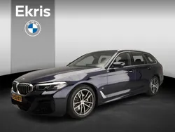 Blauw Gebruikt 2023 BMW 520 M Sport Stationwagen | € 39.900