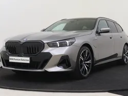 Grijs Gebruikt 2025 BMW 530e Executive Stationwagen | € 84.950