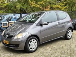 Grijs Gebruikt 2010 Mercedes A160 Edition MPV | € 4.750 (Eerlijke prijs)