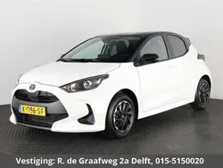 Wit Gebruikt 2024 Toyota Yaris Hybrid Active Hatchback | € 23.200 (Eerlijke prijs)