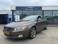 Bruin, metallic lak Gebruikt 2014 Volvo V70 Stationwagen | € 14.995 (Iets duurder)