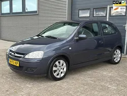 Grijs Gebruikt 2006 Opel Corsa Hatchback | € 1.699 (Goede deal)