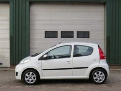 Wit Gebruikt 2011 Peugeot 107 Hatchback | € 3.450 (Iets duurder)