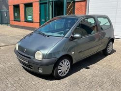 Groen Gebruikt 2005 Renault Twingo Privilege Hatchback | € 1.950 (Eerlijke prijs)