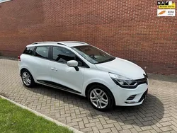 Wit Gebruikt 2017 Renault Clio GrandTour Zen Stationwagen | € 4.950 (Eerlijke prijs)