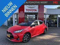 Rood Gebruikt 2021 Toyota Yaris Edition Hatchback | € 22.945 (Iets duurder)