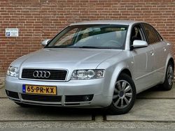 Grijs, metallic lak Gebruikt 2004 Audi A4 Sedan | € 2.450 (Eerlijke prijs)