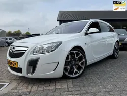 Wit Gebruikt 2011 Opel Insignia OPC Stationwagen | € 14.850 (Iets duurder)