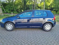 Blauw Gebruikt 2004 VW Golf IV Trendline Hatchback | € 1.500 (Goede deal)