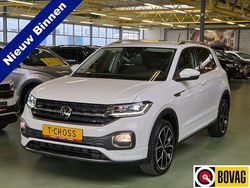 Wit Gebruikt 2022 VW T-Cross Style SUV | € 29.950 (Eerlijke prijs)