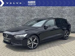 Zwart Nieuw 2025 Volvo V60 Ultra Stationwagen | € 65.930 (Duur)