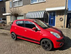 Rood Gebruikt 2011 Nissan Pixo Acenta Hatchback | € 1.800 (Goede deal)