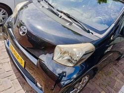 Zwart Gebruikt 2011 Toyota iQ Hatchback | € 3.750 (Super prijs)