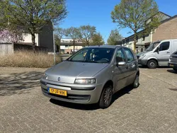 Zilver Gebruikt 2002 Fiat Punto Hatchback | € 1.099 (Eerlijke prijs)