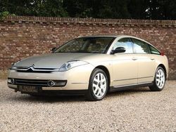 Beige Gebruikt 2006 Citroën C6 Exclusive Sedan | € 32.500
