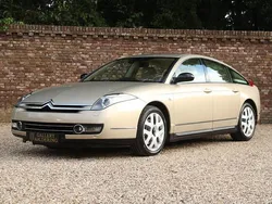 Beige Gebruikt 2006 Citroën C6 Exclusive Sedan | € 32.500