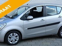 Zilver (metallic) Gebruikt 2013 Suzuki Splash Comfort Hatchback | € 11.499 (Duur)
