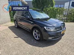 Zwart Gebruikt 2020 VW Tiguan Highline SUV | € 31.495 (Goede deal)
