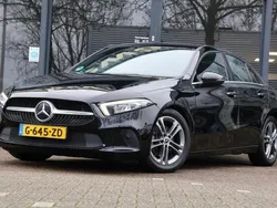 Zwart Gebruikt 2020 Mercedes A200 Premium Sedan | € 24.845 (Goede deal)