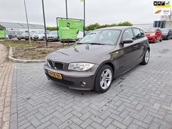 Bruin Gebruikt 2006 BMW 118 Executive Hatchback | € 1.999 (Eerlijke prijs)