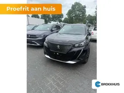 Zwart Gebruikt 2022 Peugeot 2008 Allure SUV | € 19.900 (Goede deal)
