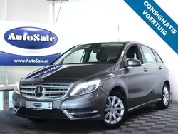 Grijs, metallic lak Gebruikt 2013 Mercedes B180 Ambition MPV | € 13.750 (Eerlijke prijs)