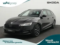 Zwart Gebruikt 2020 Skoda Octavia First Edition Stationwagen | € 23.200 (Eerlijke prijs)