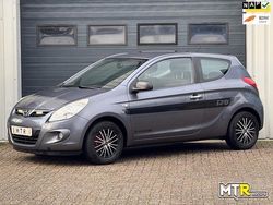 Grijs (metallic) Gebruikt 2011 Hyundai i20 Hatchback | € 3.250 (Goede deal)