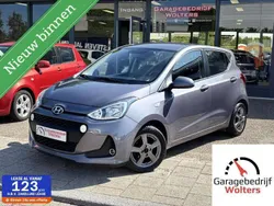 Grijs Gebruikt 2017 Hyundai i10 Premium Hatchback | € 7.450 (Eerlijke prijs)