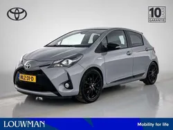 Grijs, metallic lak Gebruikt 2019 Toyota Yaris Limited Hatchback | € 17.445 (Eerlijke prijs)